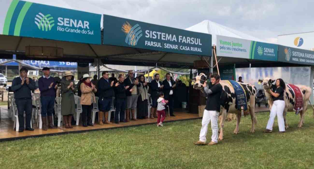 Fenasul Expoleite encerra com desfile de campeões e sensação de dever cumprido